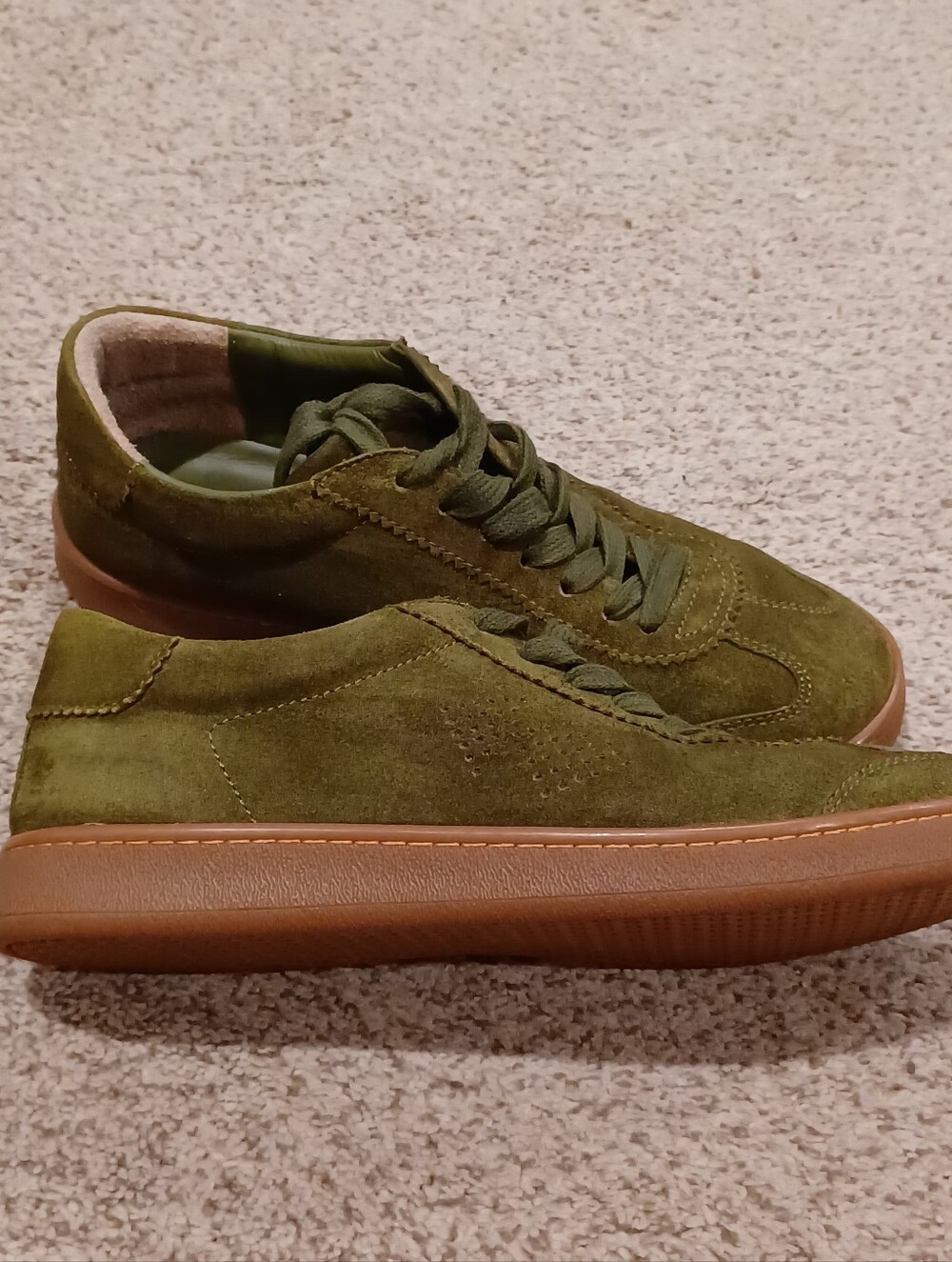 KOIO Olive Suede Low-Top Sneakers with Gum Sole made In Italy Size 7.5